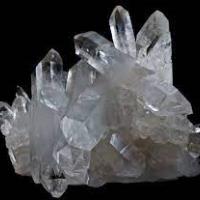 خواص درمانی کریستال کواتز